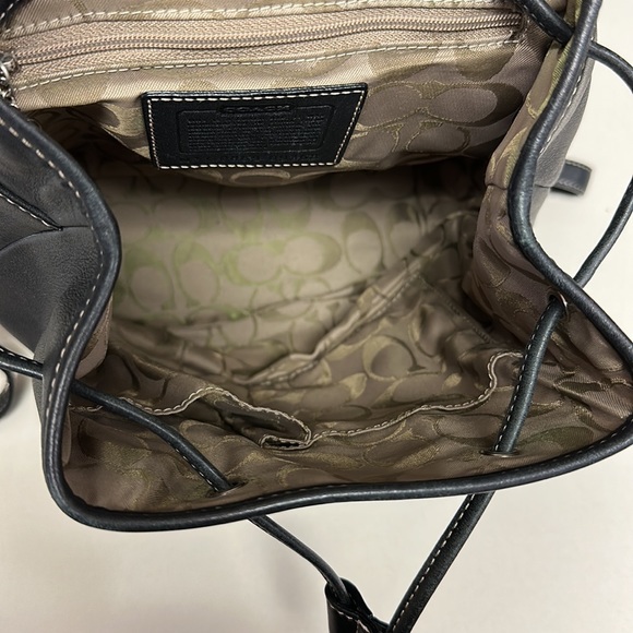 🔥🔥🔥Vintage Coach Black Leather Backpack - Picture 13 of 16